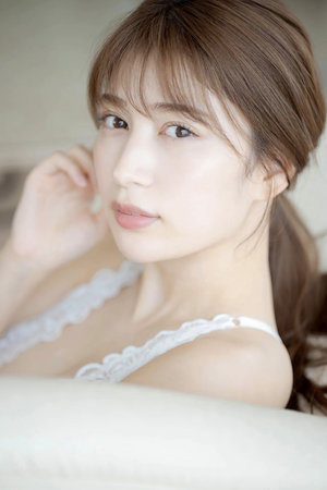 苗族少女